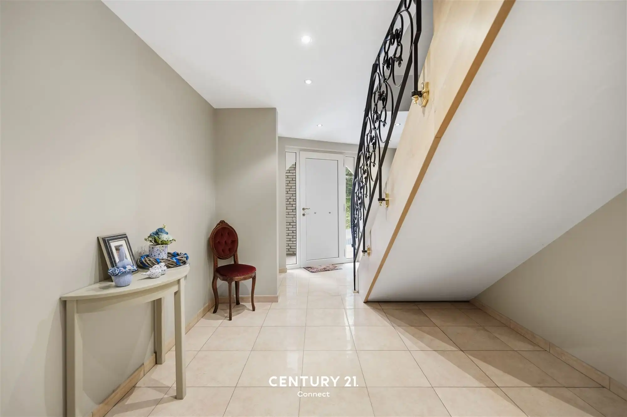 Perfect onderhouden woning met praktijkruimte te Herent. foto 3