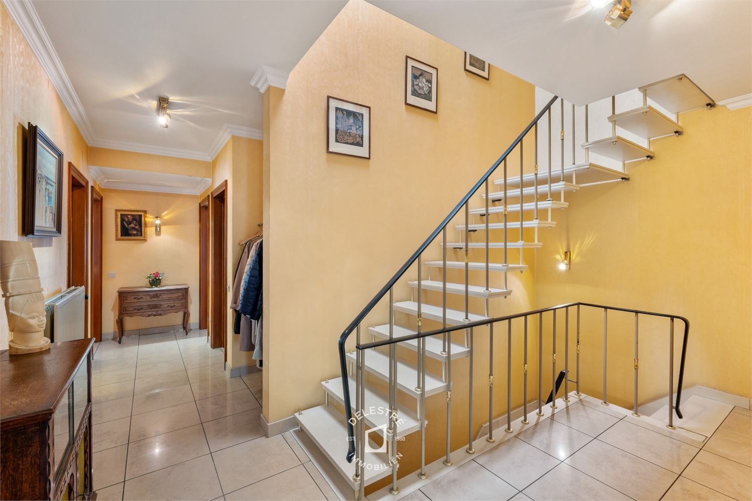 SOLIDE (HANDELS)WONING MET GARAGE BRUSSELBAAN foto 17