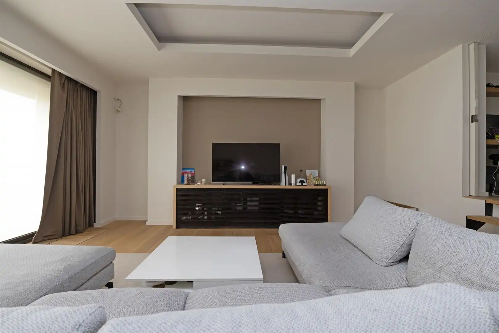 Duplex-appartement met drie slaapkamers nabij het centrum foto 6