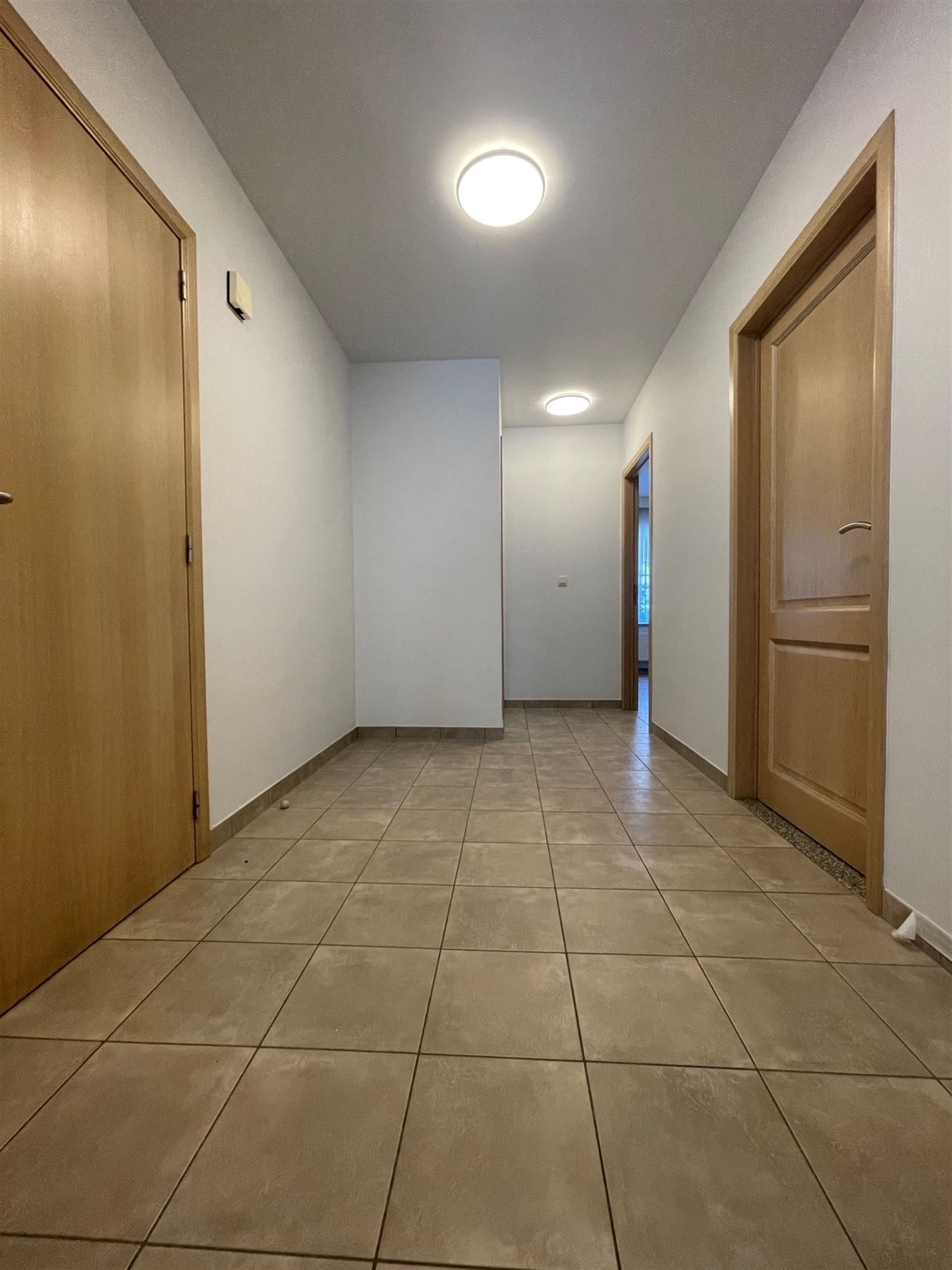 Gelijkvloerse appartement  met afgesloten koer  foto 10