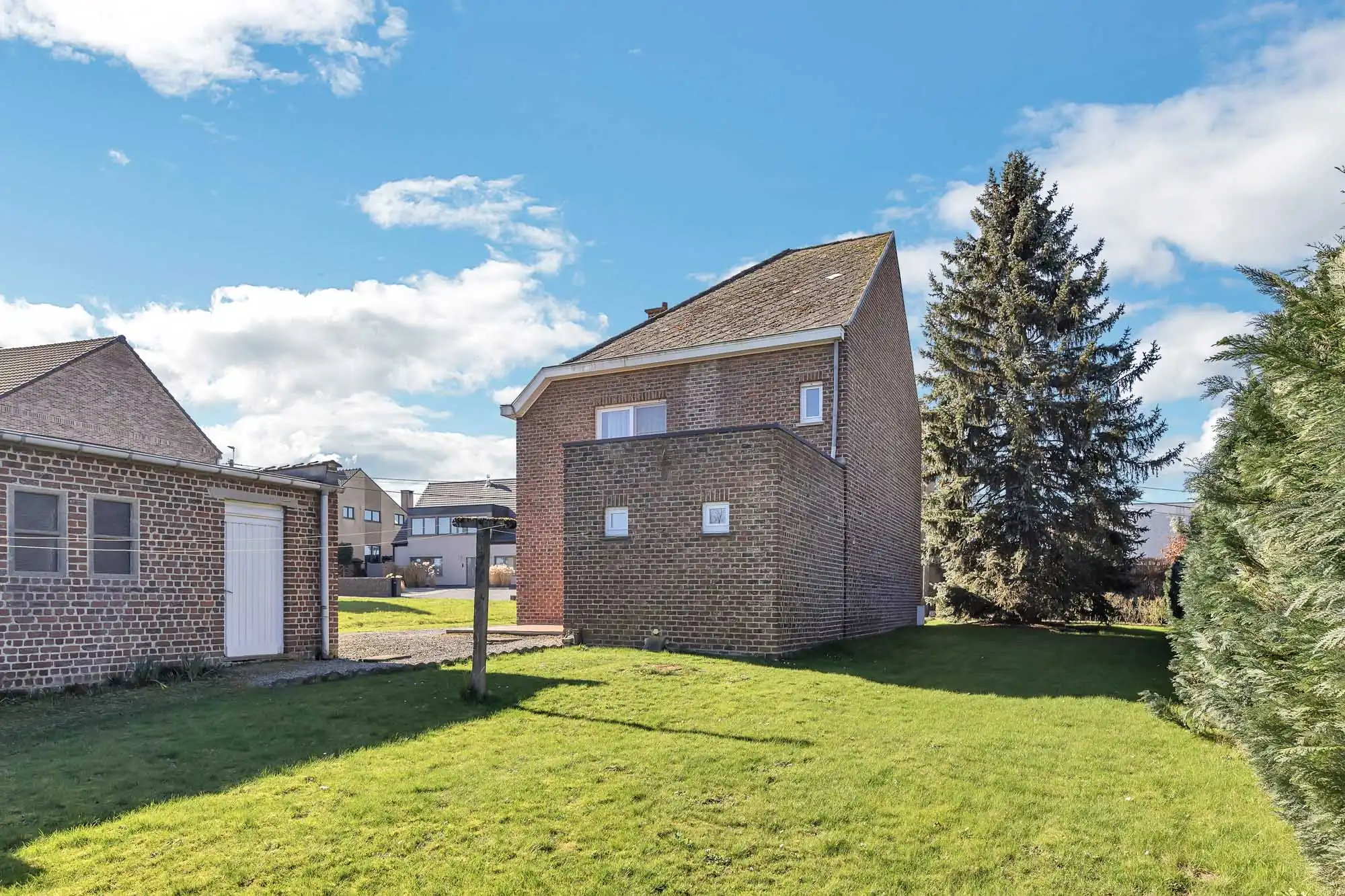 4-gevel op maar liefst 23a61ca te Roosdaal foto 2