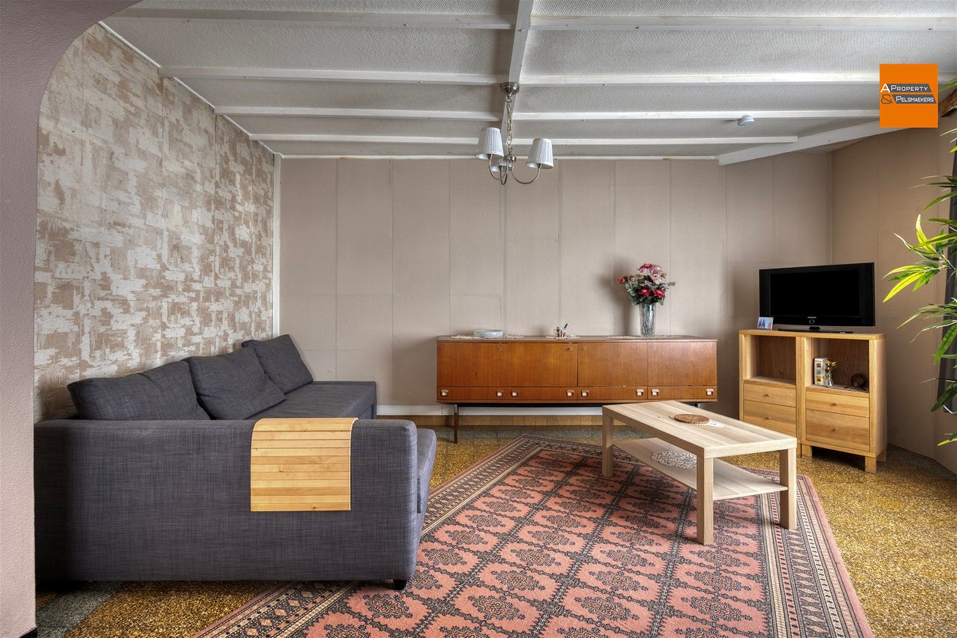 Bungalow met renovatiepotentieel in centrum Erps  foto 4