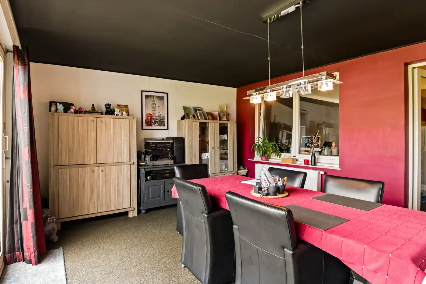 Ruime woning met 3 à 4 slpk., garage en oprit op een perceel van 702 m² foto 6