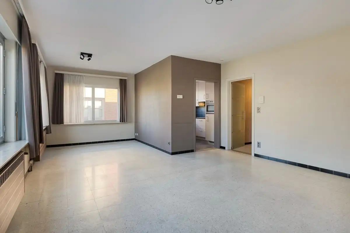 Gelijkvloers appartement met 2 slaapkamers, terras en tuin foto 5