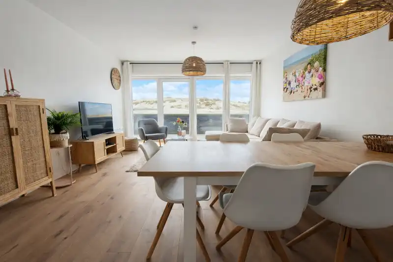 Hoofdfoto van de publicatie: Instapklaar appartement aan zee!