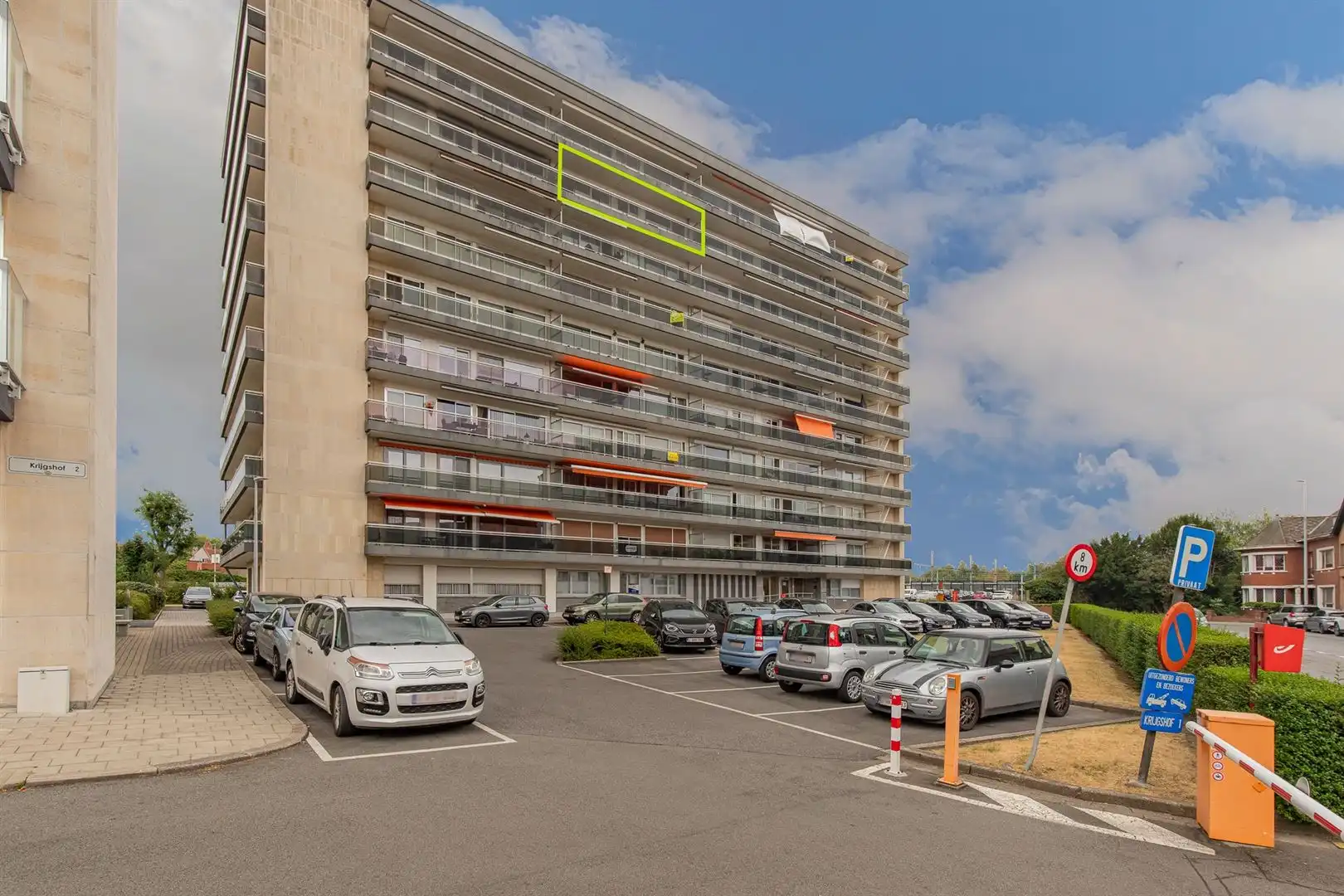 Instapklaar gerenoveerd 1-slaapkamerappartement met prachtig uitzicht op de Brusselse Forten foto {{pictureIndex}}