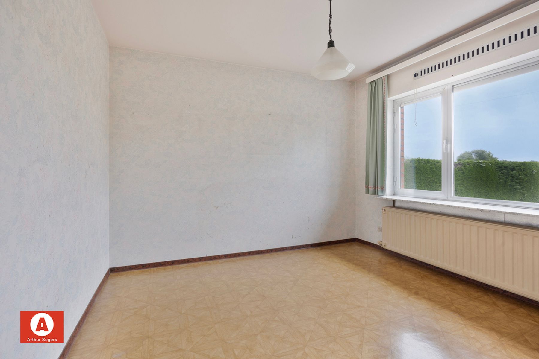 Te renoveren bungalow op rustige locatie foto 13