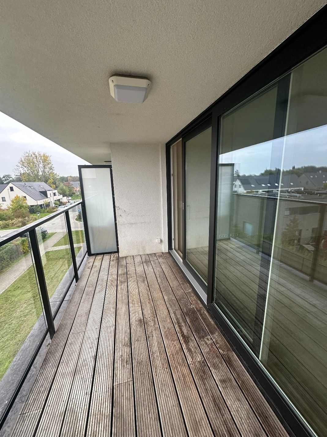 Modern 2-slpk app met ondergrondse staanplaats foto 5