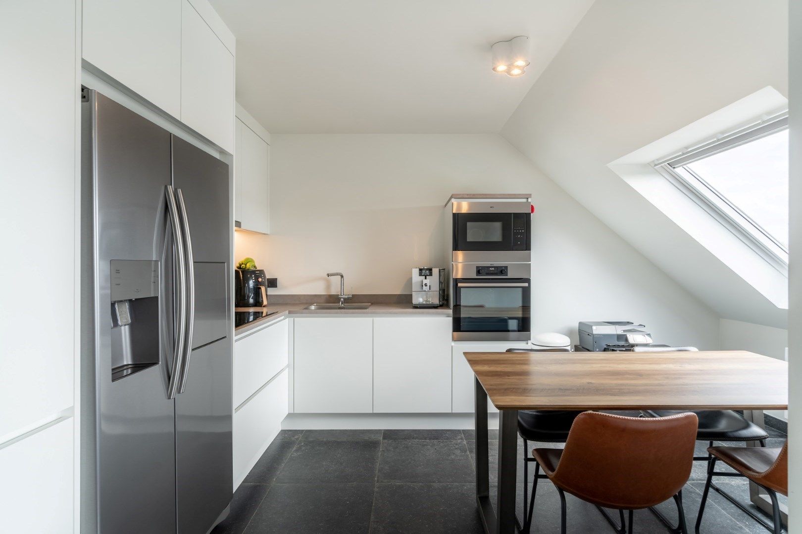 Smaakvol en zeer degelijk gerenoveerd  1-slaapkamer  appartement  foto 6