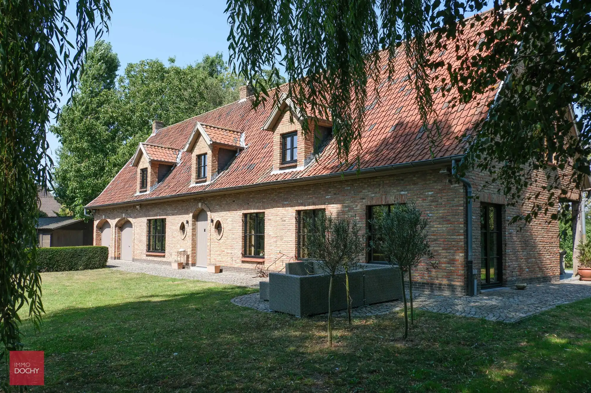Volledig vernieuwde villa nabij Jan Yperman ziekenhuis foto 2