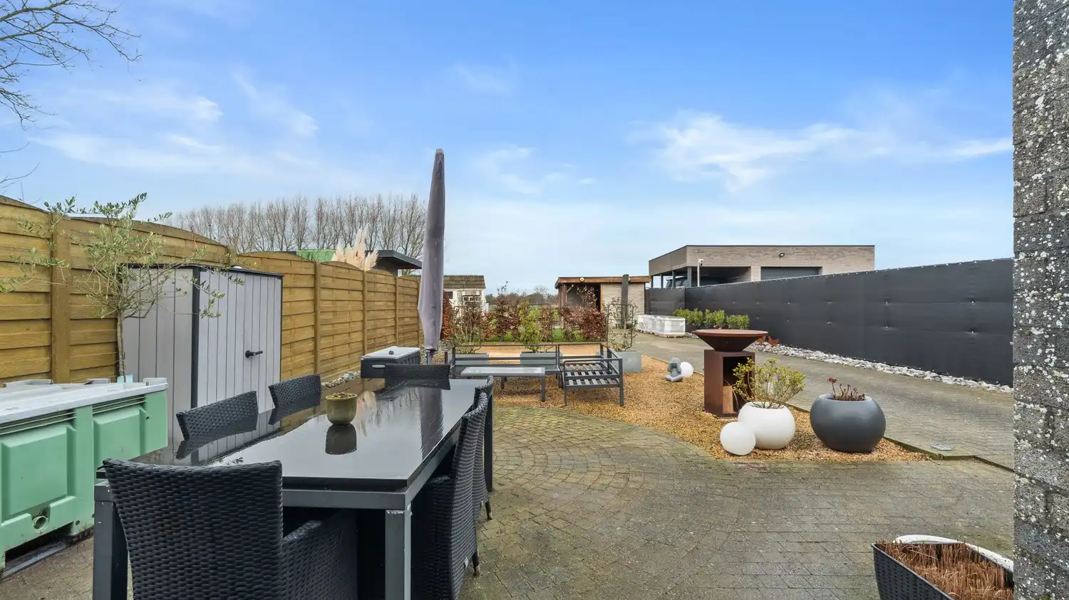 Instapklare woning met 3 slaapkamers en zeer grote tuin foto 20