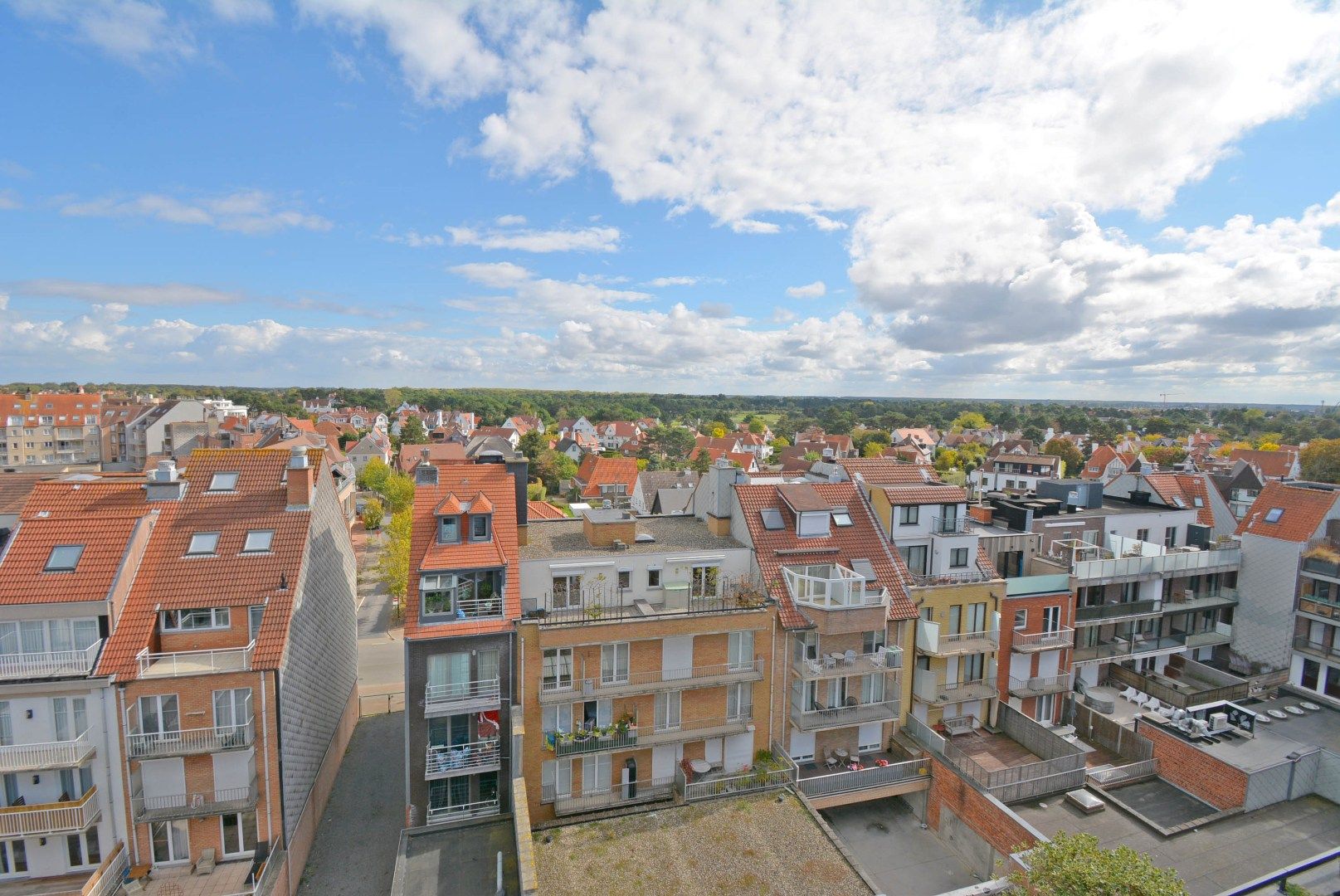 centraal gelegen duplex dak appt in recent gebouw  foto 11