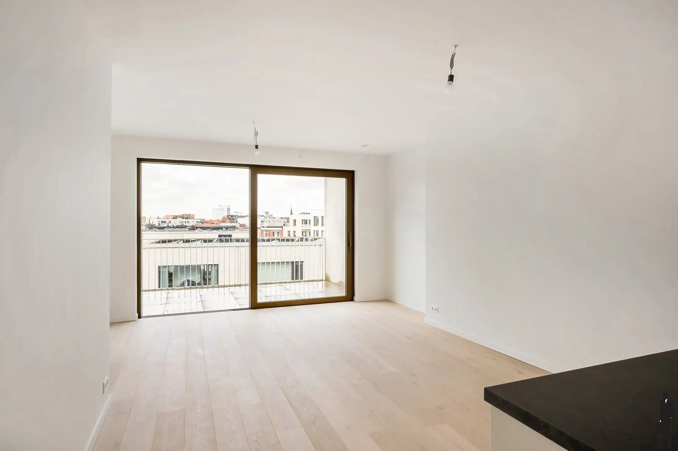 Instapklaar nieuwbouwappartement met ruim terras foto 3