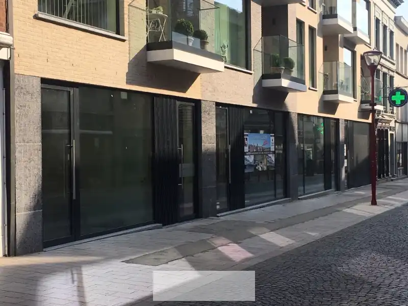 Nieuwbouwhandelspand Clédor gelegen op 50 m van de markt van Ronse foto 5