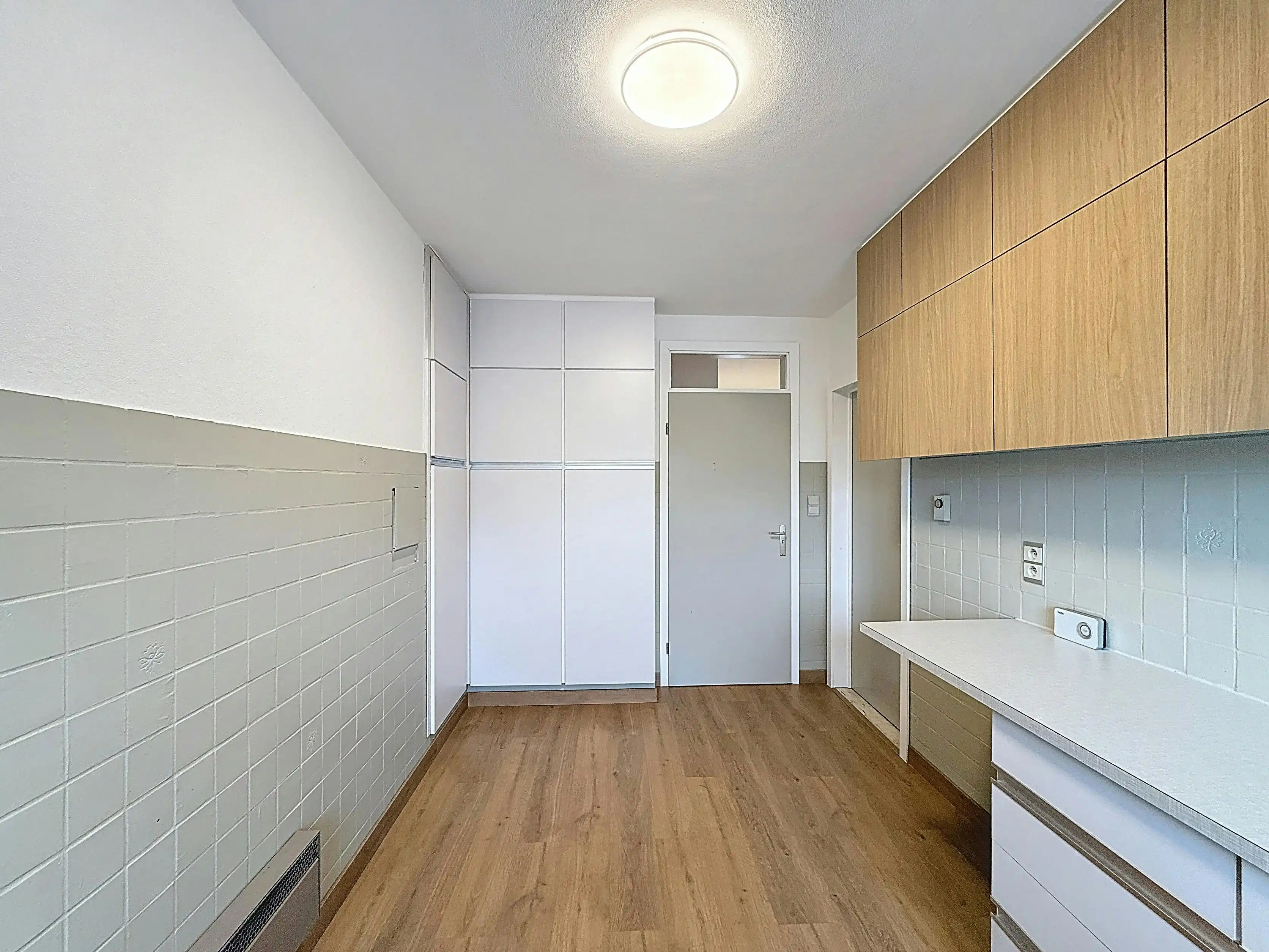 Appartement met drie kamers en garage te koop in Ieper foto 6