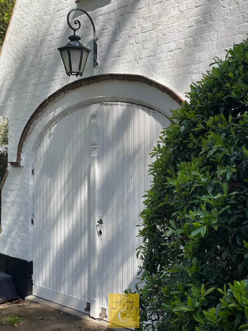 ‘La Cassine’, karaktervilla in Knokse stijl op 2025 m2 in Tillegembos foto 6