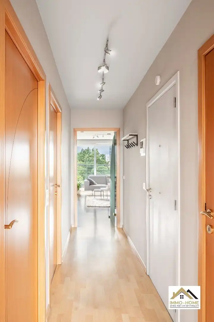 Lichtrijk instapklaar appartement op topligging Lokeren foto 14