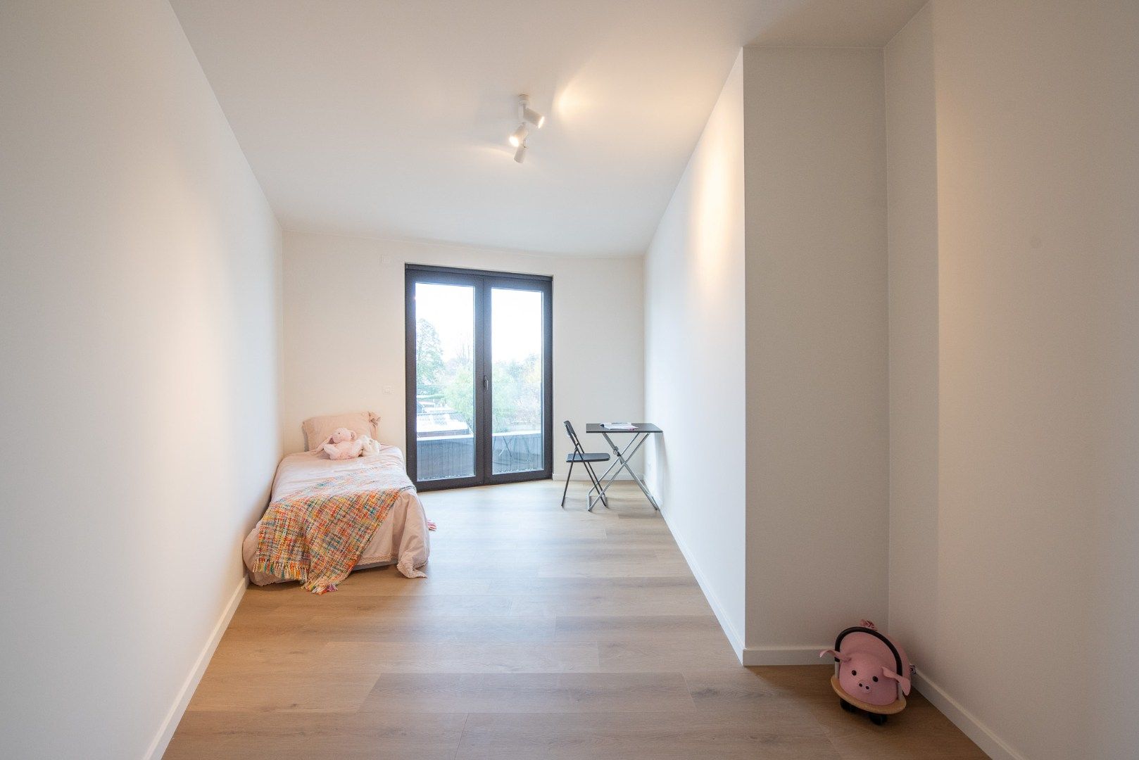 Duurzaam afgewerkt & luxueus appartement TE KOOP in 'residentie Daniël & Zozima'. foto 11