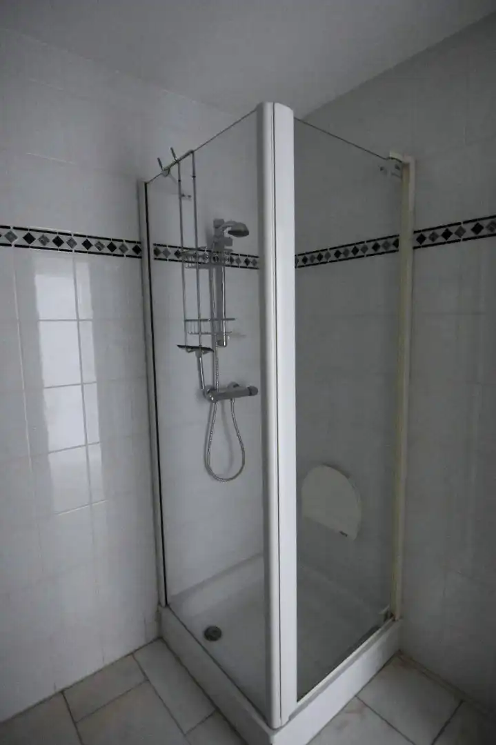 Ruim 2-slpk appartement in hartje Rumbeke foto 18