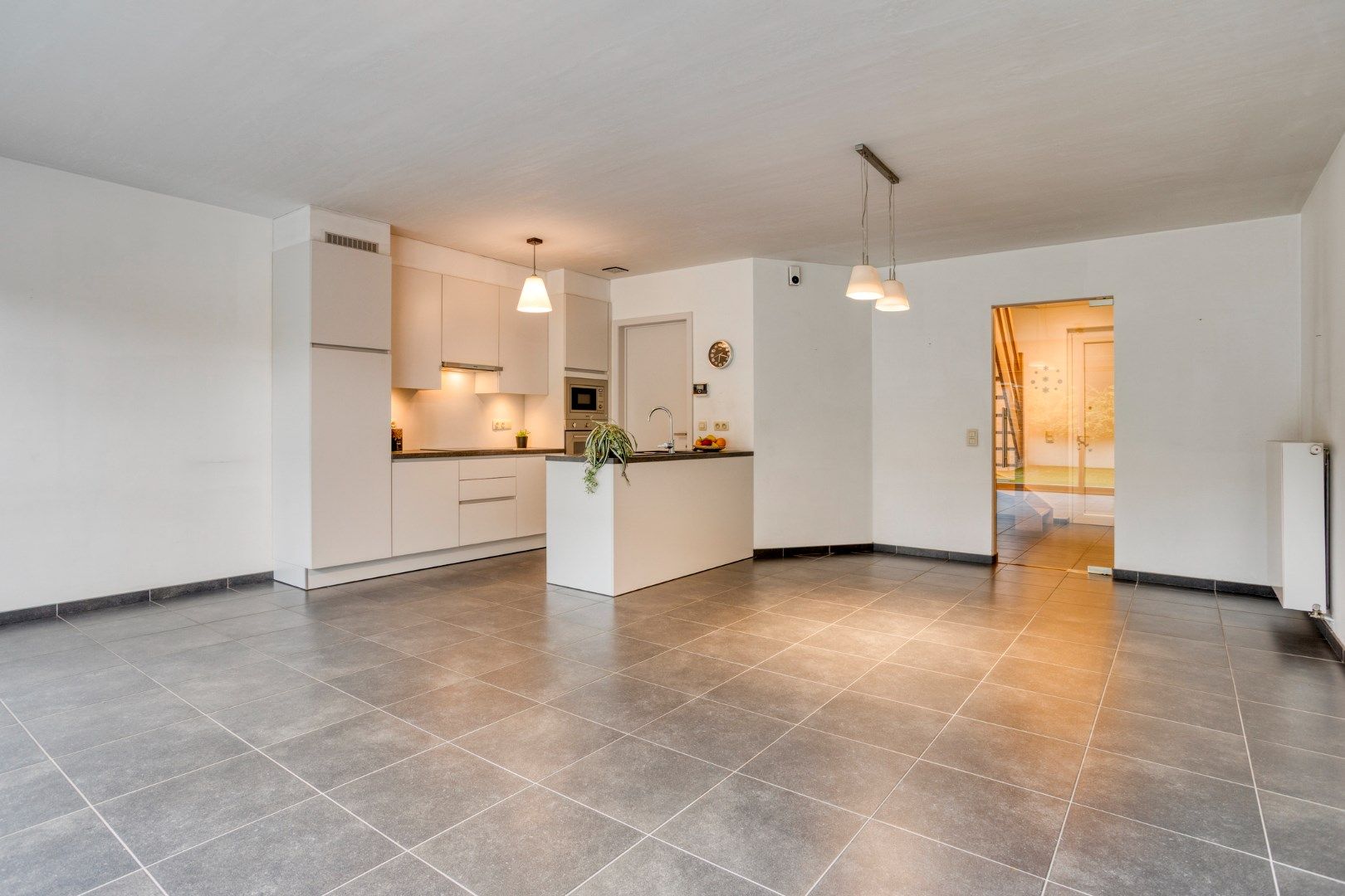 Recente woning met 3 slaapkamers en garage! foto 4