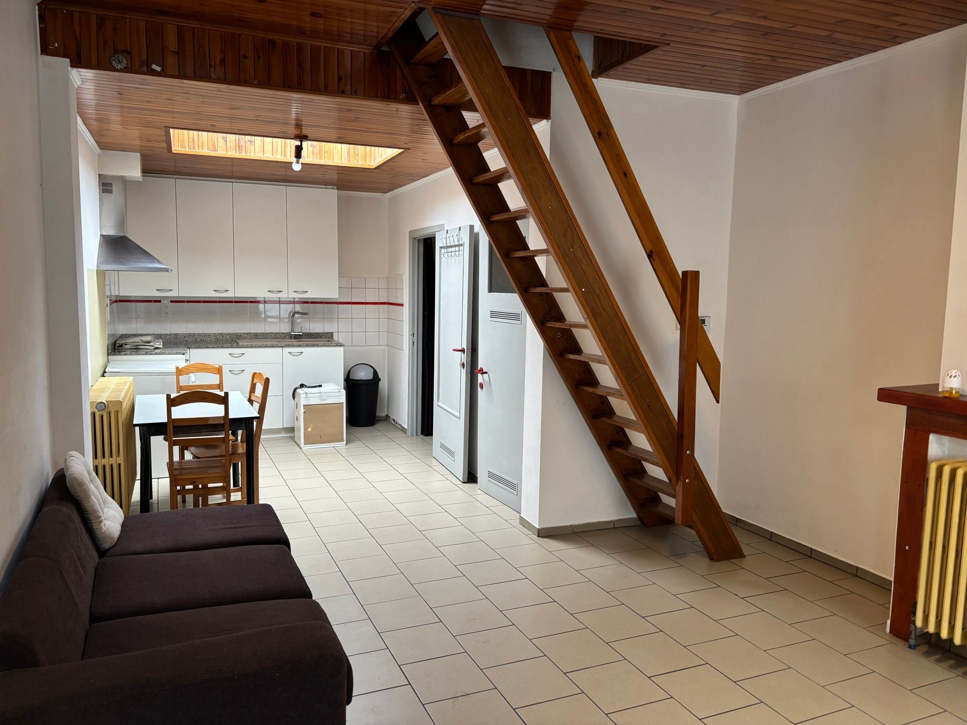 GENT - Opgefriste arbeiderswoning foto 4