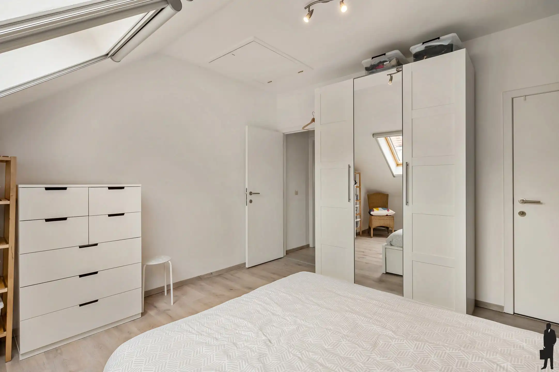 Charmante gesloten bebouwing met 2 slaapkamers en onderhoudsvriendelijke tuin in het centrum van Essen. foto 16