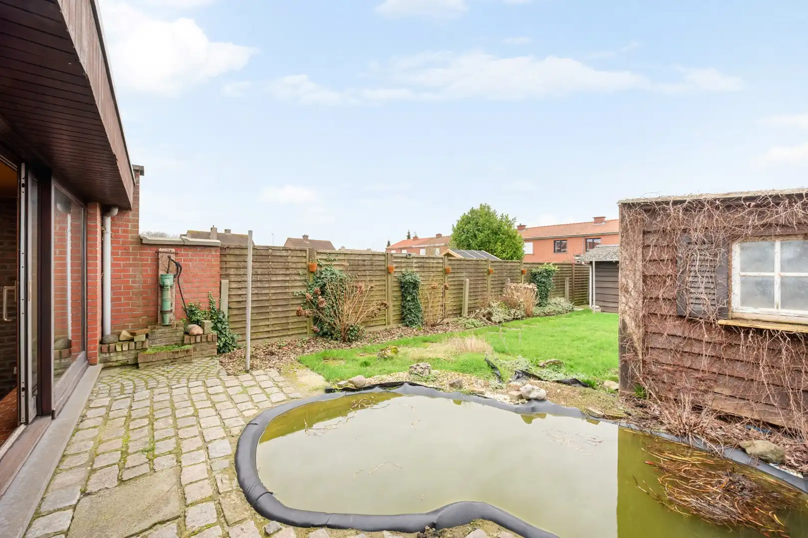 Woning met 4 slaapkamers, tuin, garage en oprit in Dadizele foto 6