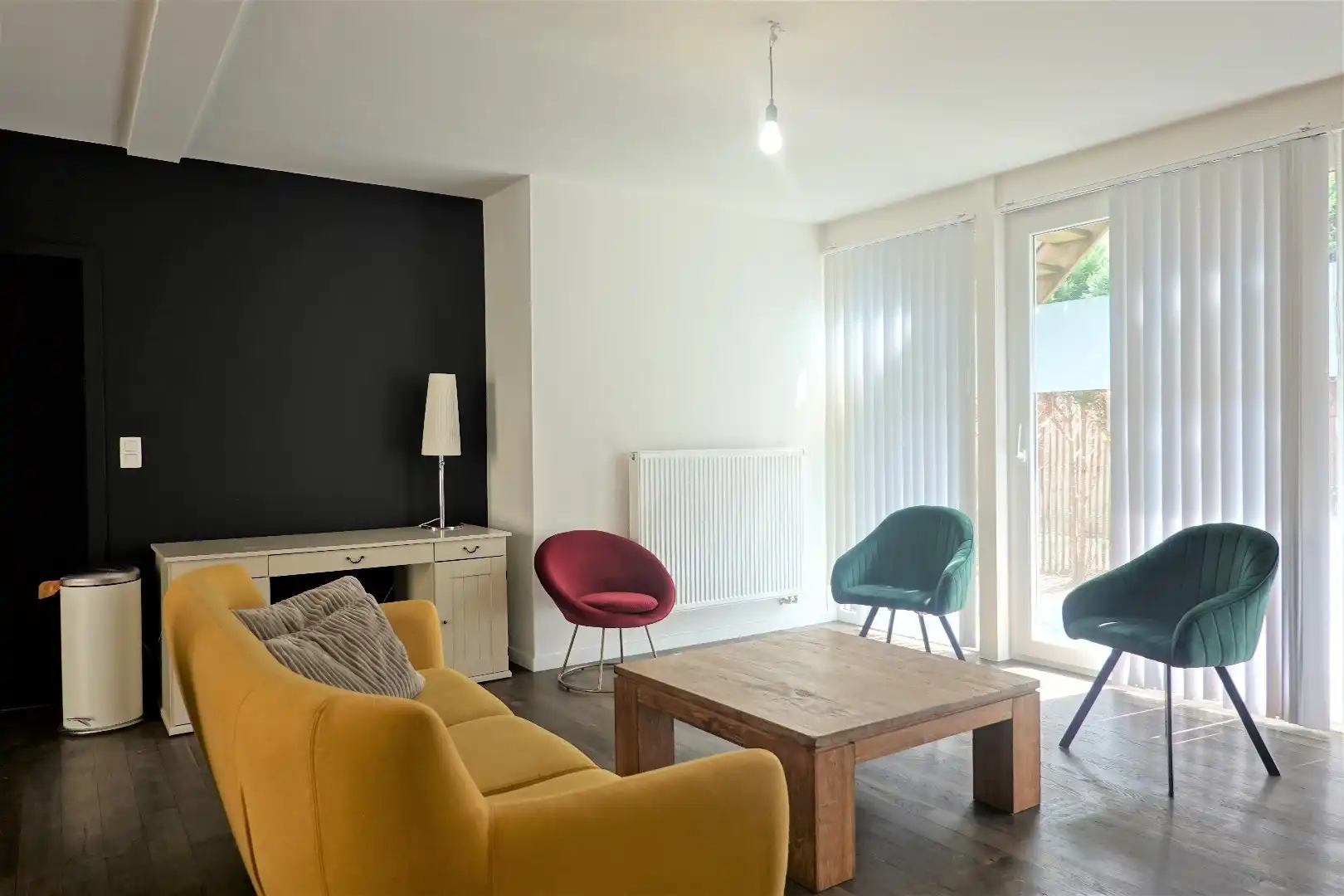 Ruim gelijkvloers appartement met koertje  foto 17