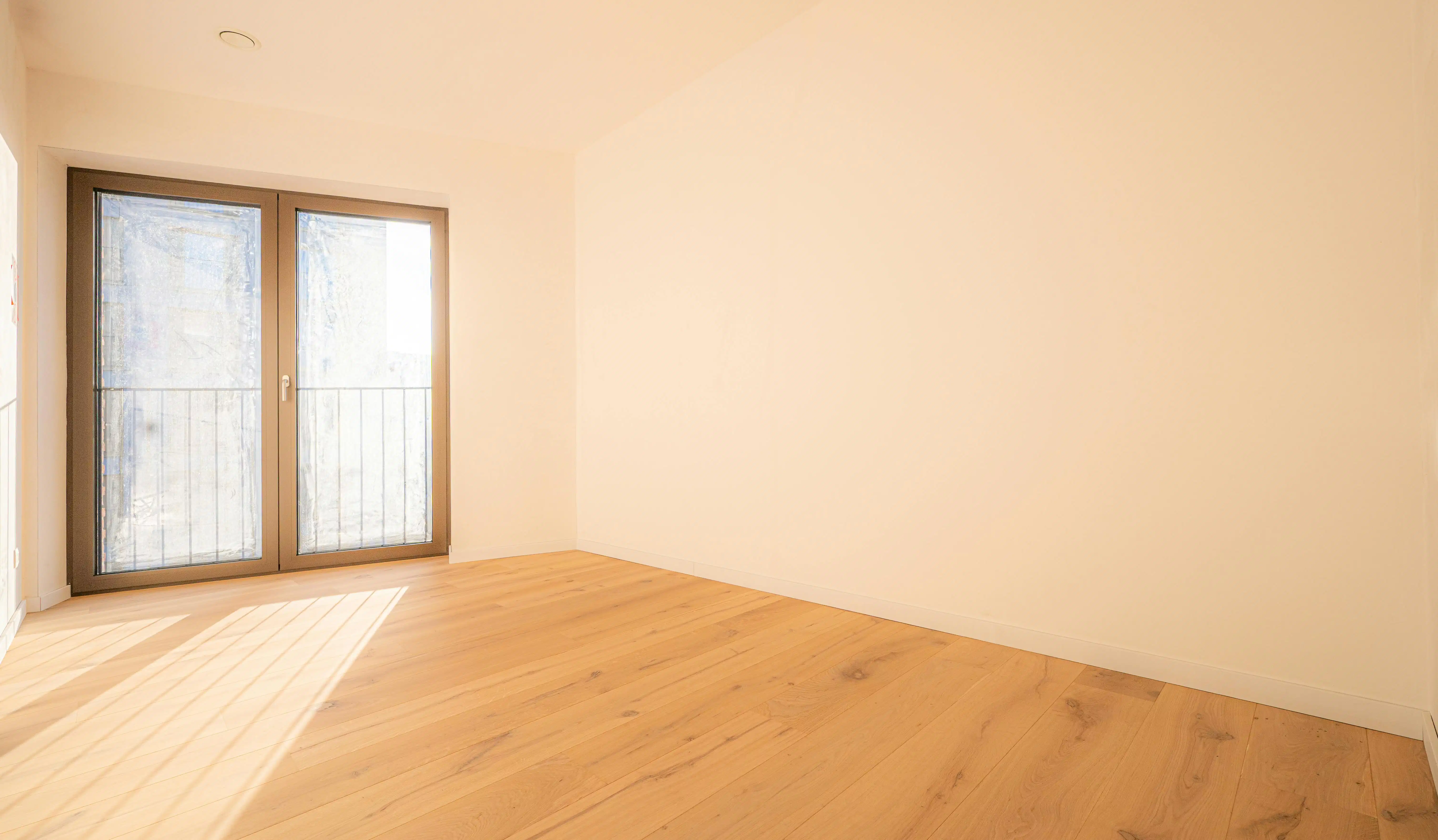 Scarlet - meteen beschikbaar foto 8