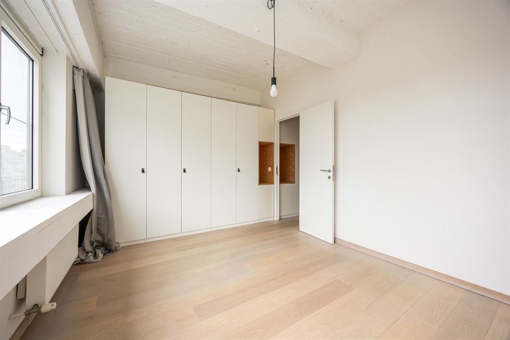 Duplex appartement met groot terras en autostaanplaats foto 8