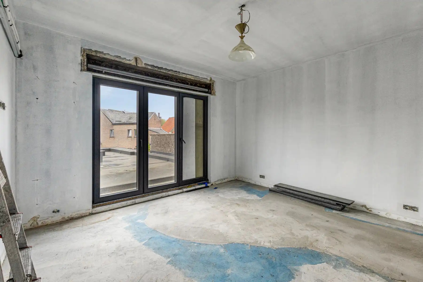 Ruime verder af te werken 2-gevel met 4 slaapkamers foto 16