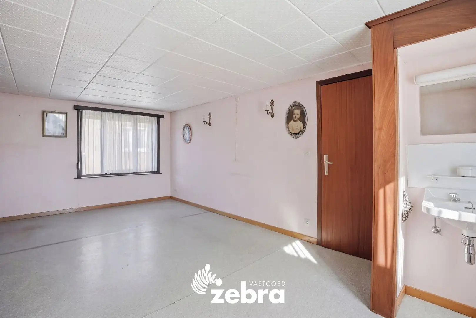 Op te frissen woning met veel potentieel, tuin en garage nabij het centrum van Tielt! foto 12