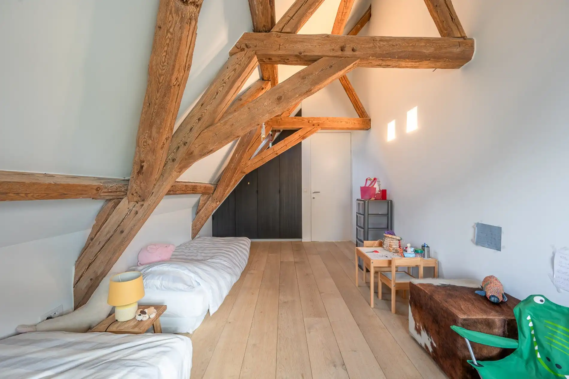 Uniek eigendom met adembenemende zichten gelegen op een perceel van ongeveer 3000 m². foto 26