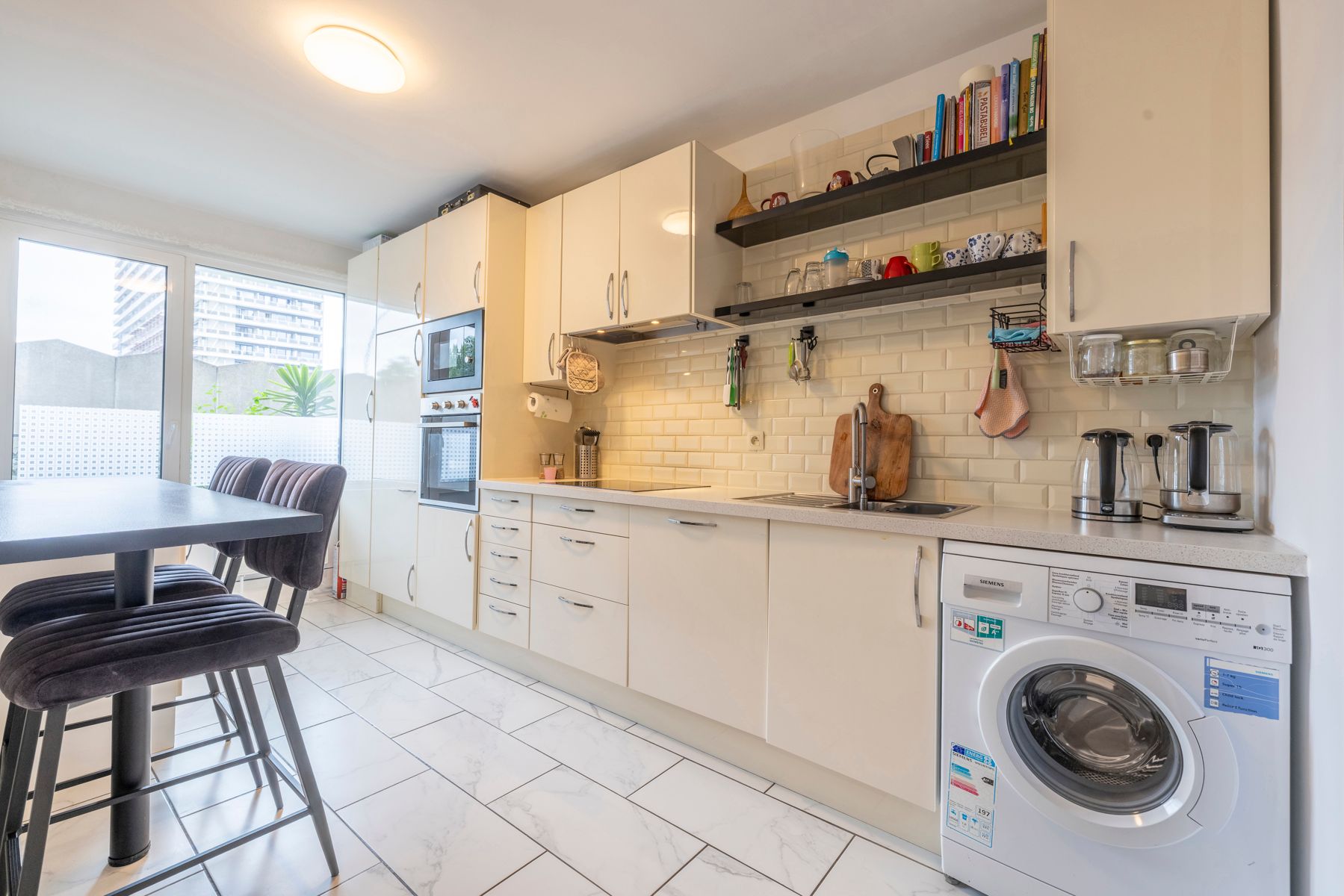 VERNIEUWD APPARTEMENT MET 3 SLAAPKAMERS TE KOOP foto 10