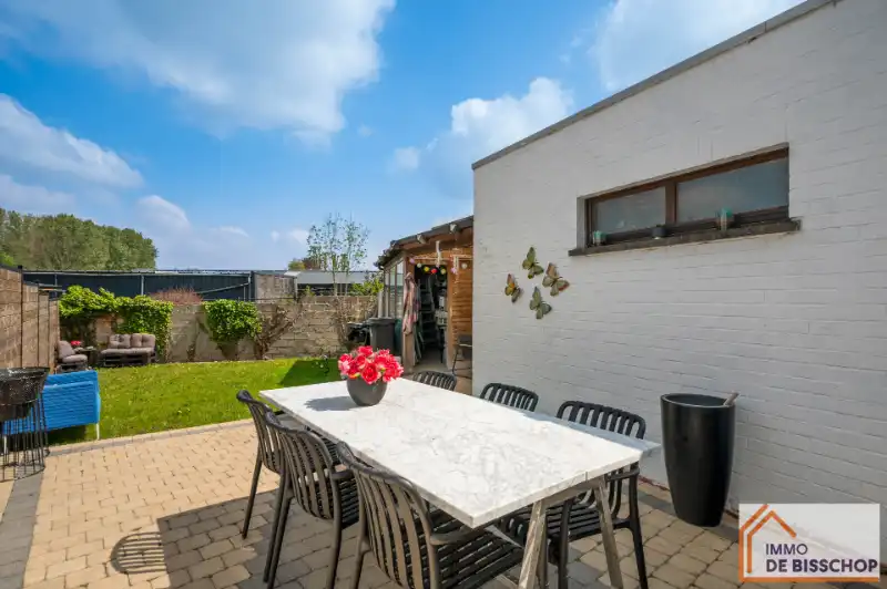 Gezellige woning met 3 slaapkamers en zongerichte tuin foto 14