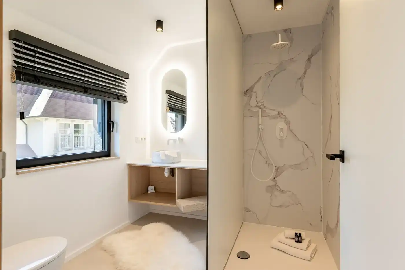 Charmante gerenoveerde villa verscholen in een paadje van het Zoute foto 26