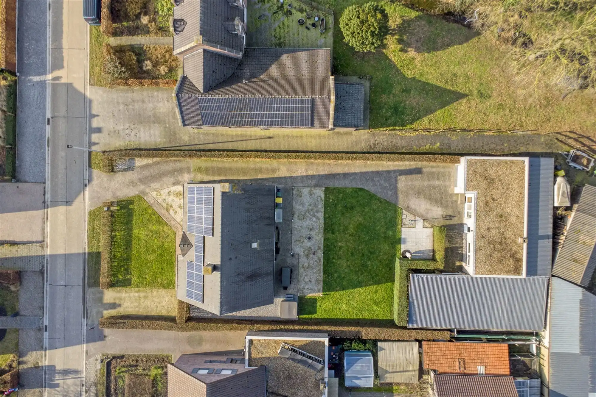 Exclusieve villa, extra garage en zonnige tuin op 1.100 m² foto 48