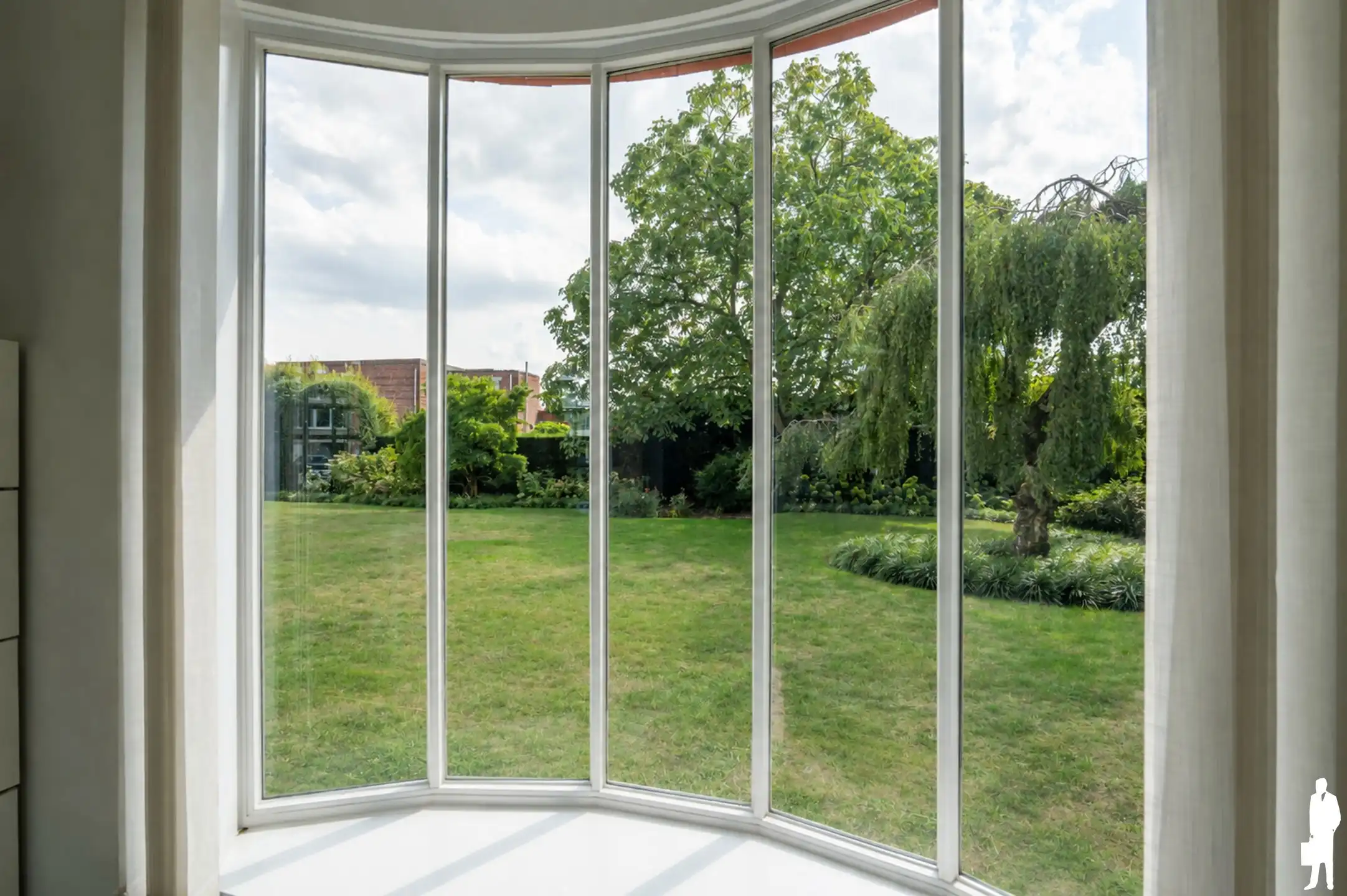 Karaktervolle woning met groene tuin op perceel van 1.405 m² foto 10