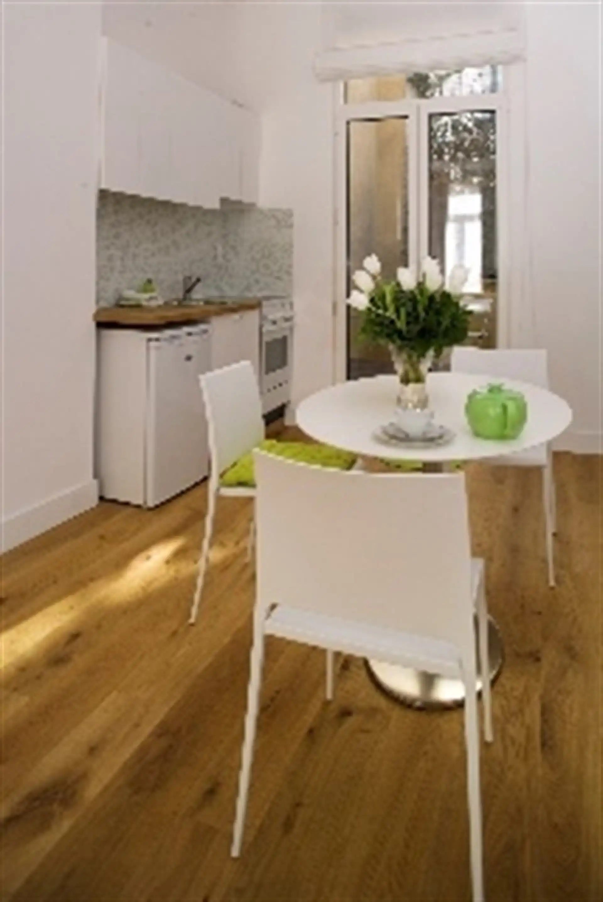 Dubbel herenhuis met 6 slpk, 2 terassen, dubbele garage en royale ruimte, perfect gelegen nabij Museum en Marnixplaats foto 38