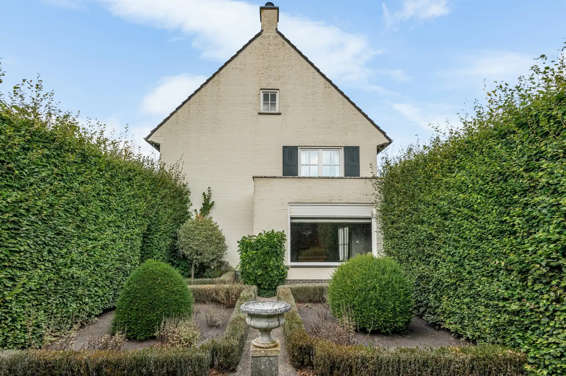 Top gelegen villa te koop op 1185 m2 grond foto 4