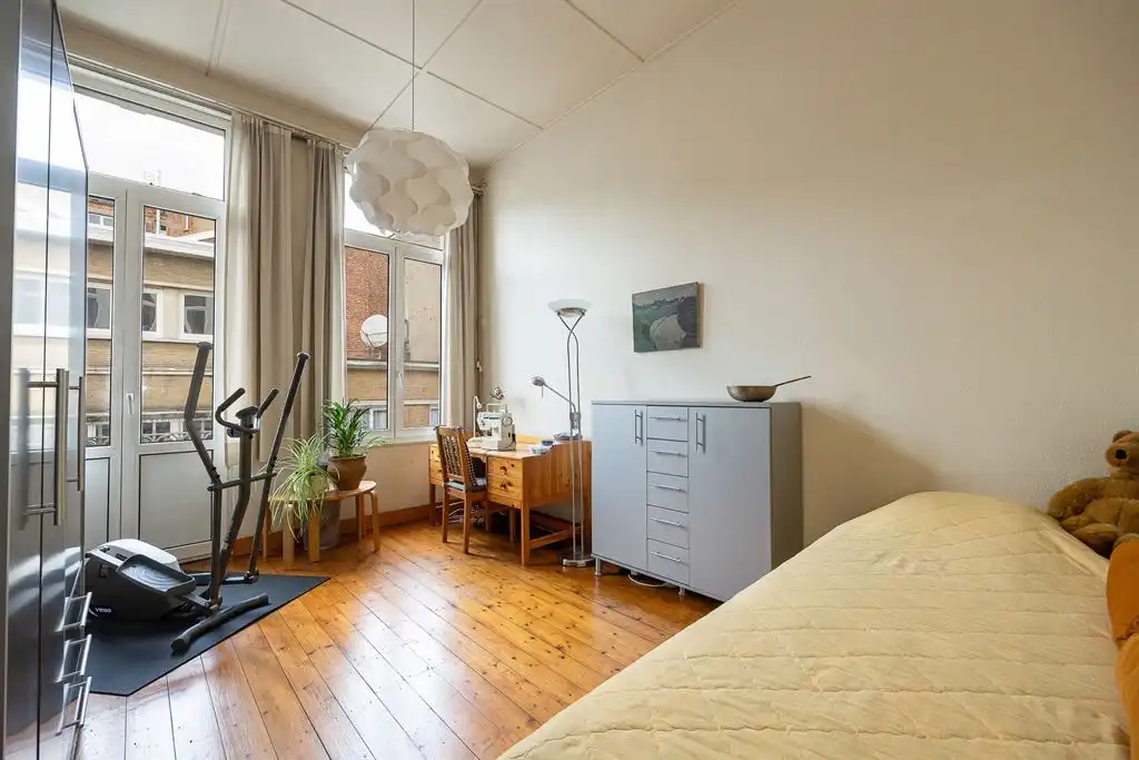 Herenhuis in hartje Zurenborg foto 20