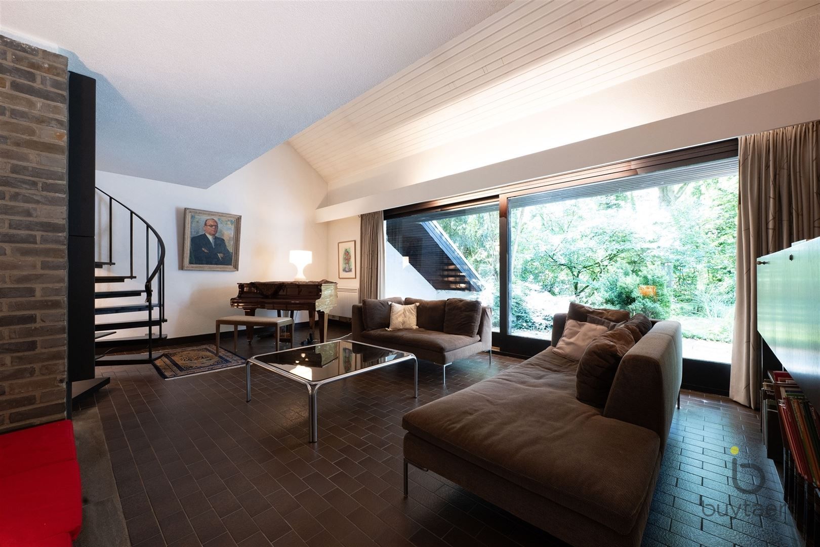 RUIMTE, LICHT ÉN KARAKTER: TE RENOVEREN 70’S VILLA MIDDEN IN HET GROEN! foto 10