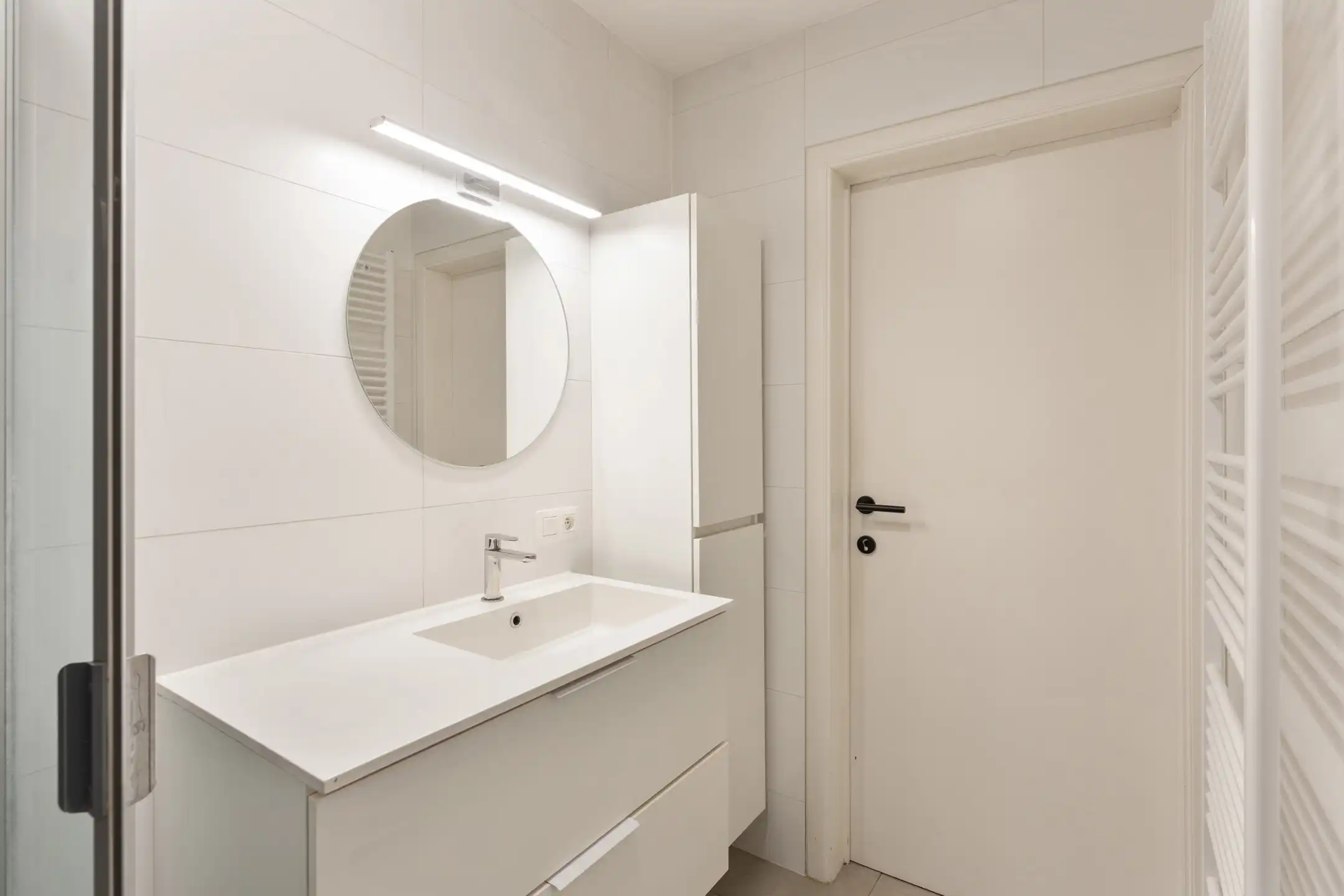 Instapklaar duplex appartement te Bilzen foto 19