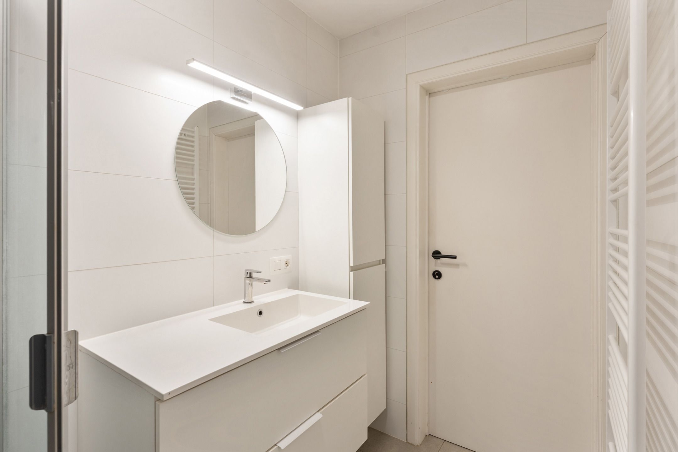 Instapklaar duplex appartement te Bilzen foto 19