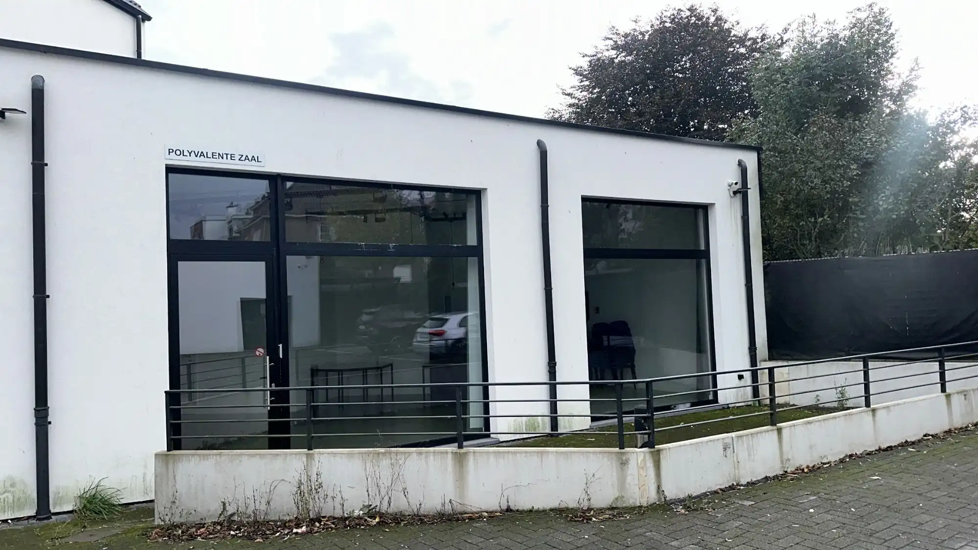 Instapklaar en centraal kantoor foto 10