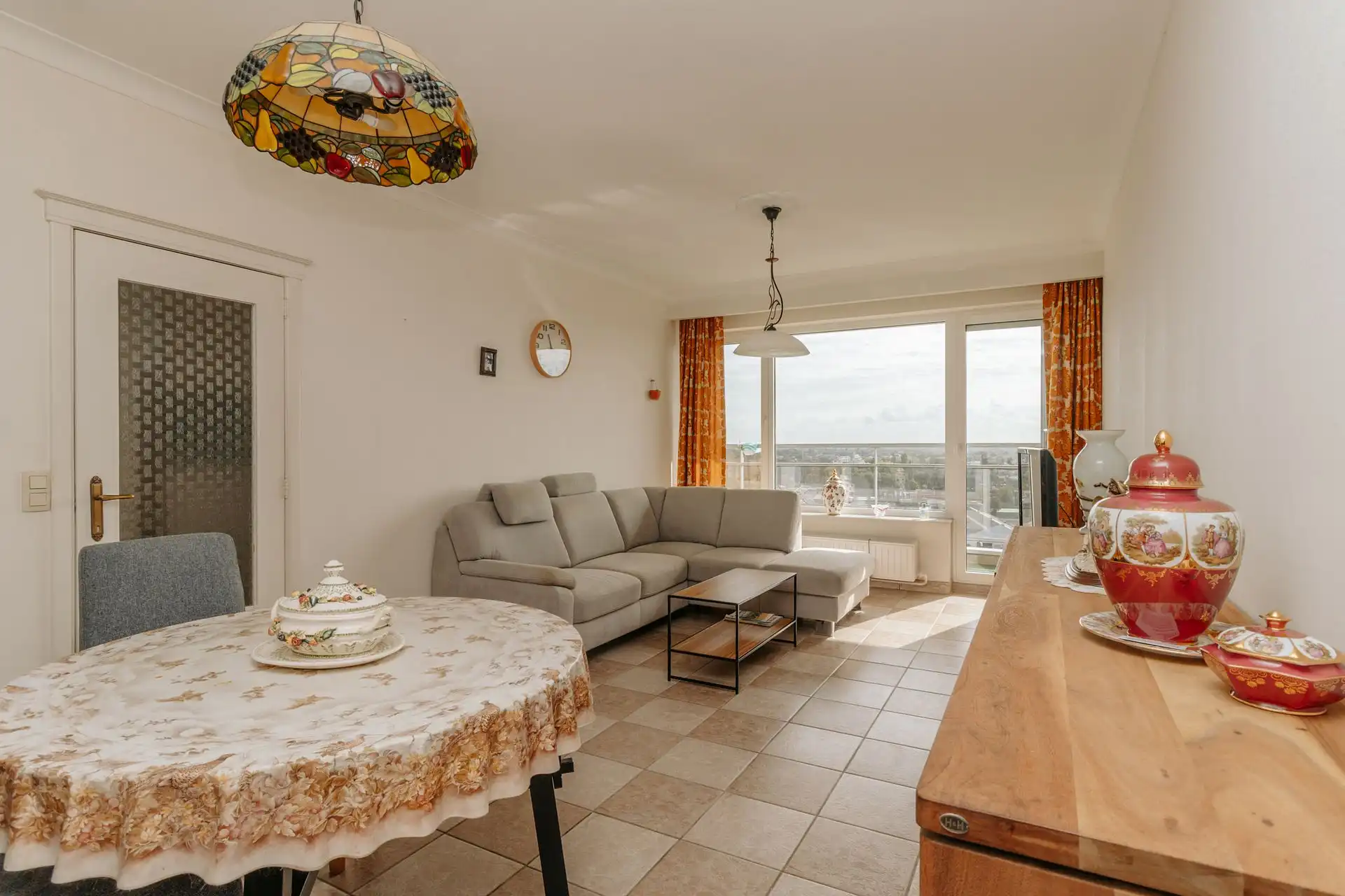 Appartement op de 15e verdieping met terras foto 2