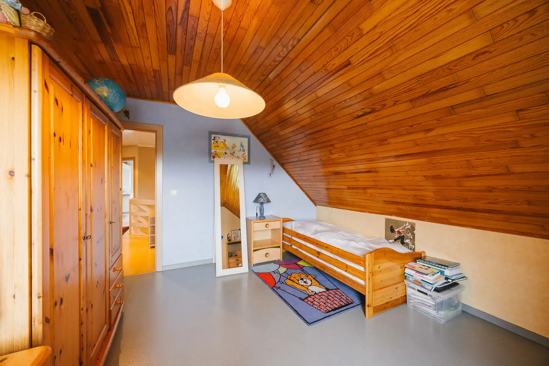 Ruime, instapklare woning met mooie tuin in groene omgeving foto 15