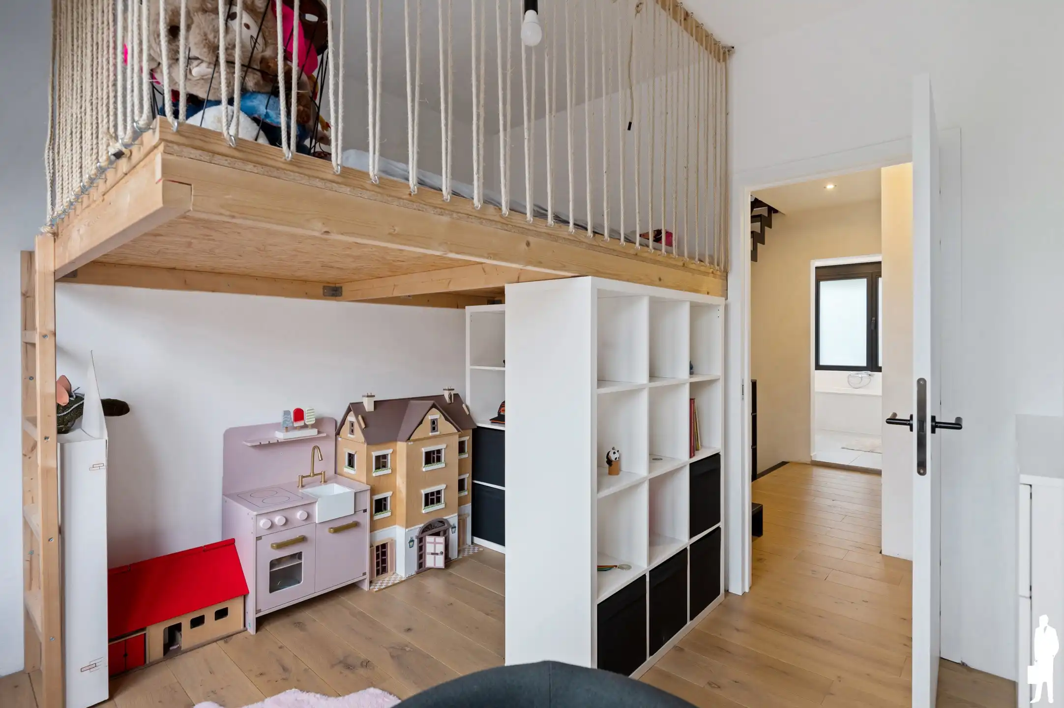 Gezinswoning met 3 slaapkamers, polyvalente ruimte en garage foto 20