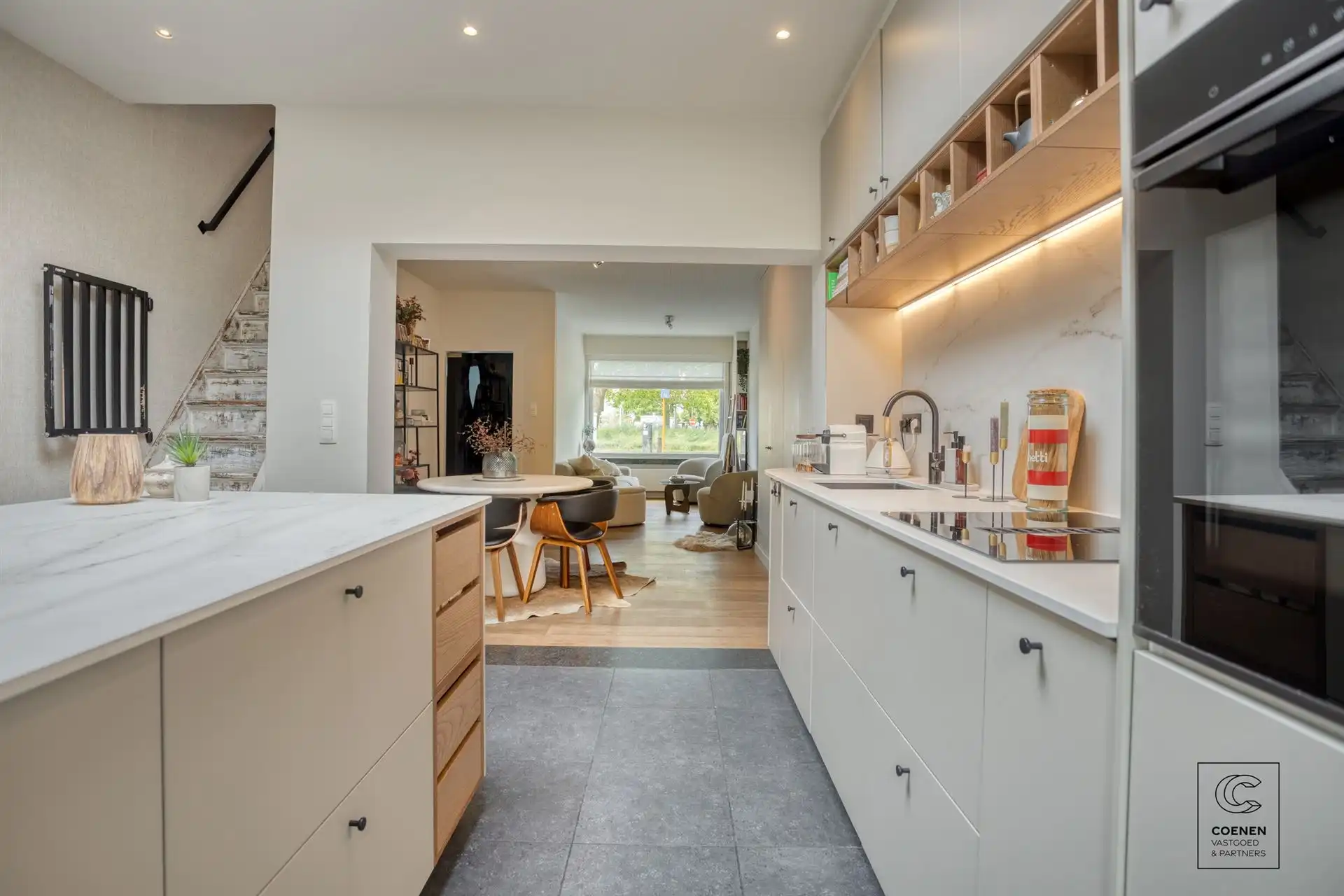 Instapklare, charmante woning van 118 m² op een TOPlocatie! foto {{pictureIndex}}