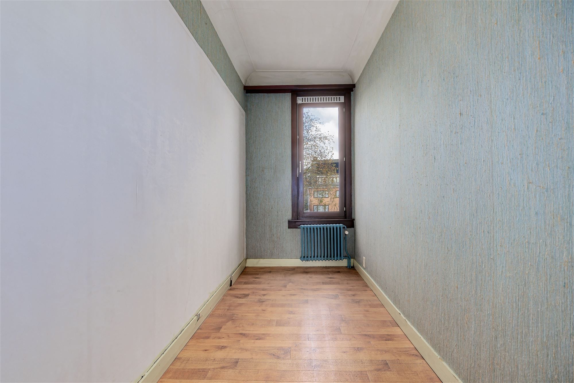 Te renoveren woning met 4 - 5 slk en garage foto 22